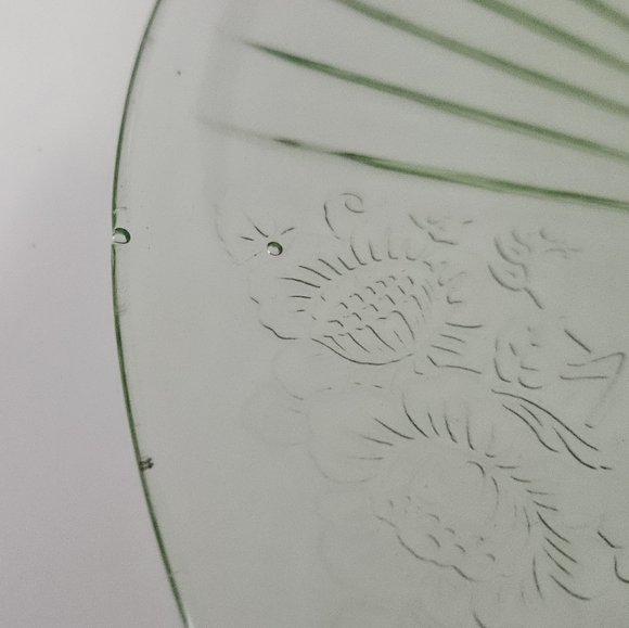 Hocking Green Mayfair Glass Sandwich Server UV Reactive - Picture 5 of 8